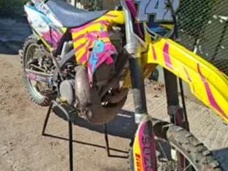 suzuki rm