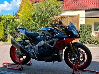 aprilia tuono v4 1100 factory