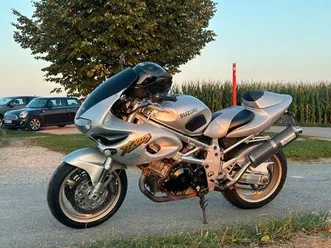suzuki tl1000s nakedbike tourer superbike v2 no gsxr bandit‟