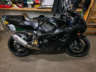 gsxr 1000 unikat mit k8 motor gabel bremsen