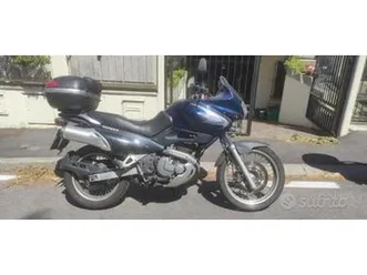 suzuki xf freewind 650 - 2000