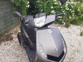 vends scooter 125 peugeot vivacity rs