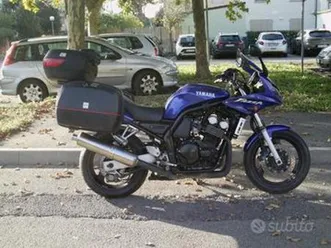yamaha fzr 600 - 2002