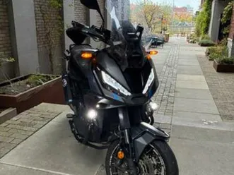 honda x-adv 2022 mat zwart — motoren | honda — marktplaats