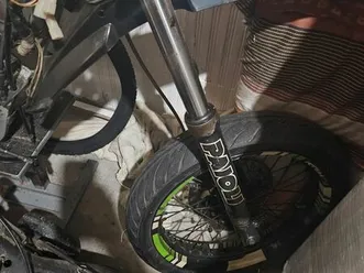 vend 50 cc derbi senda euro3