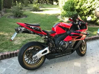 honda - cbr1000rr
