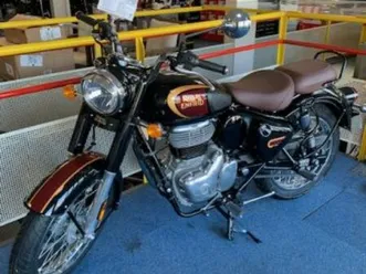royal enfield classic 350 chrome 2024 350 cm3 | moto routière | 151 km | noir | 79000 niort