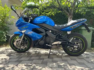 kawasaki er6-f 698 cm3 ***hitno***, 2011 god.