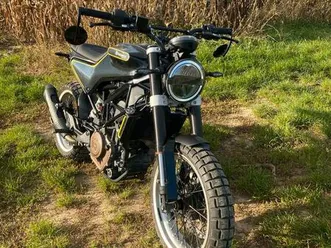 husqvarna svartpilen 401 top 6tkm sportauspuff