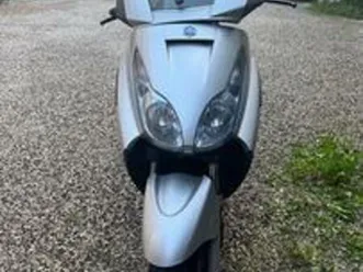 piaggio x7 300 - 2010