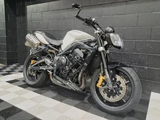 2011 triumph street triple 675 r a vendre