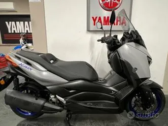 yamaha x-max 300