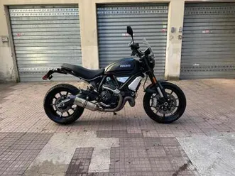 ducati scrambler nero