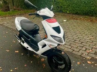lc peugeot speedfight lc
