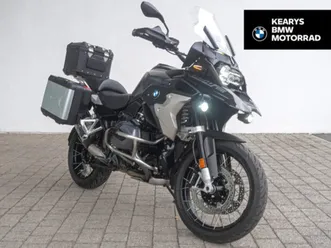 bmw r1250 gs triple black