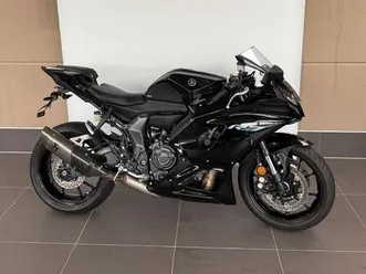 yamaha-yzf-r7