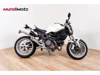ducati monster 1100 - 2009
