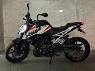 ktm 390 duke abs bianco