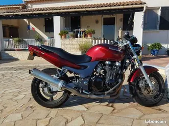 kawasaki zr7 de 2002