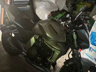 à vendre ou échange z750 2004
