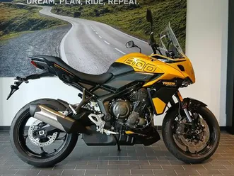 triumph tiger sport 800