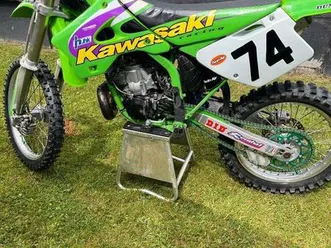 ② kawasaki kx 250