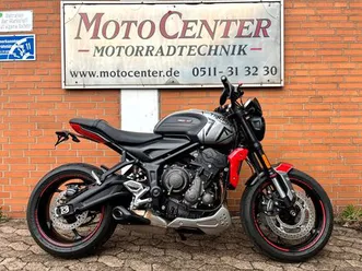triumph trident 660 abs -- inspektion neu, extras --