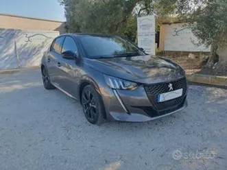 peugeot 208 1.2 100cv eat8 5 porte gt