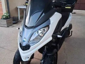piaggio - mp3 300