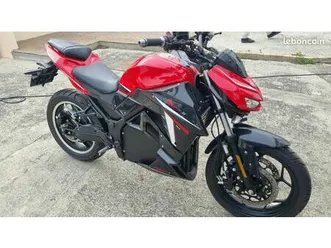 description urgent cause maladie moto ebroh électrique équivalent 125 cc tbe