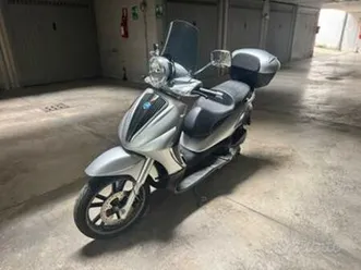 piaggio beverly 300 ie tourer
