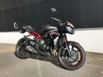 triumph street triple 675
