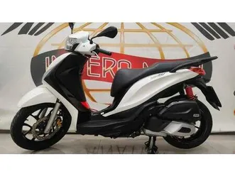 vendo piaggio medley 150 abs (2021 - 25) usata a castellammare di stabia (codice 9850996) - moto.it