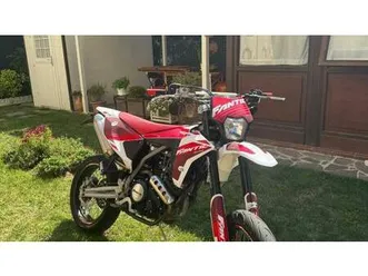 vendo fantic motor xmf 125 motard performance 4t (2023 - 24) usata a pesaro (codice 9851087) - moto.it