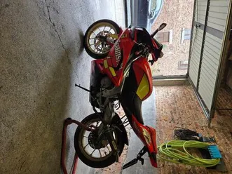 ② aprilia rs125 2t