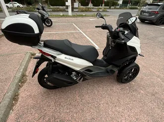 piaggio mp3 310 hpe 2025 seulement 270 km