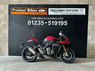 triumph speed triple 1200 rr 1160 cc