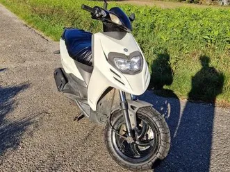 piaggio tph 50