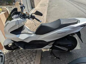 pcx 2022 55milkm pontinha e famões