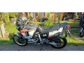 honda africa twin 750 rd04