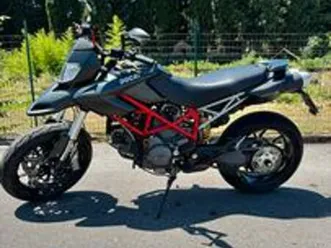 ducati hypermotard 796