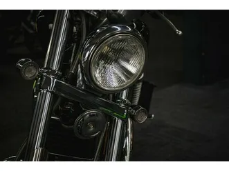 2005 suzuki boulevard s83