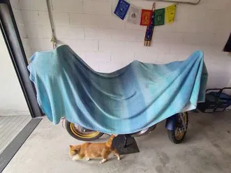 honda transalp di serie e cupolino aggiuntivo blu/azzurro