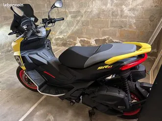 aprilia sr-gt 125
