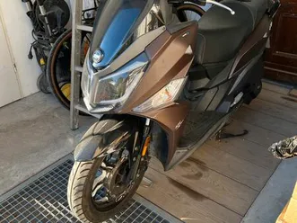 scooter 125 sym jet 14