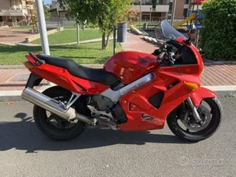 honda vfr 800 - 2001