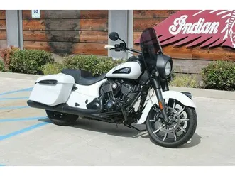 2021 indian motorcycle® springfield ® dark horse® white smoke