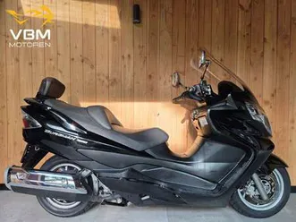 suzuki burgman 400 an zwart