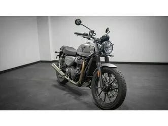 2022 triumph street twin ec1 matt silver ice / matt aluminium silver