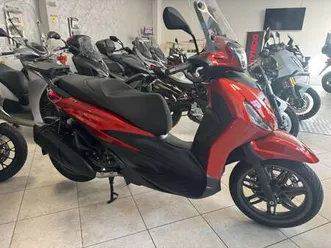 piaggio beverly 300 hpe